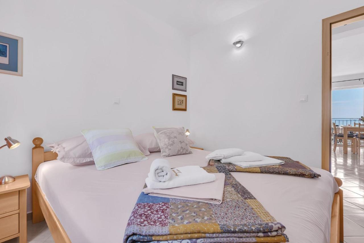 Apartments Lucija Baška Voda Buitenkant foto